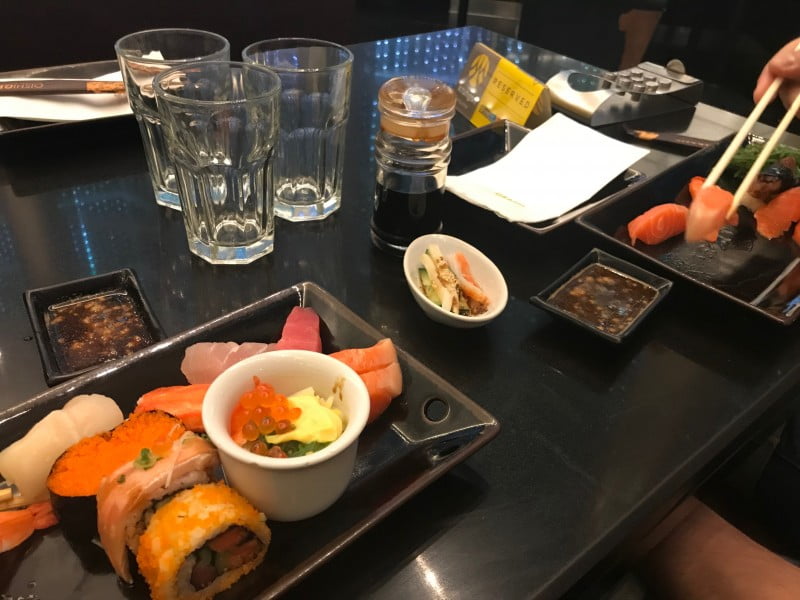 Суши в ресторане Oishi Grand в Siam center